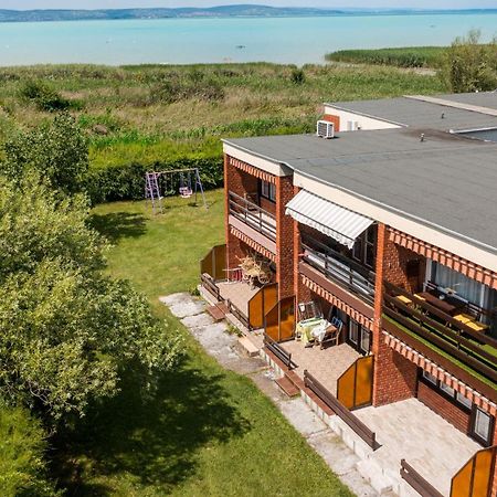 Balatonic Apartman Zamárdi Εξωτερικό φωτογραφία