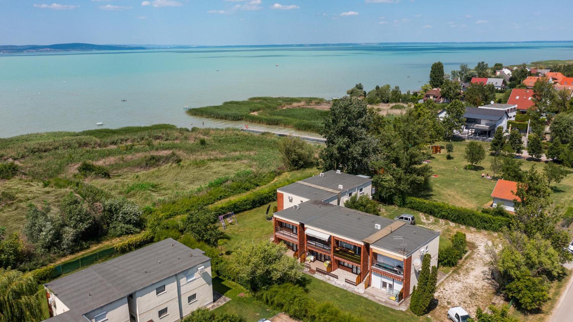 Balatonic Apartman Zamárdi Εξωτερικό φωτογραφία