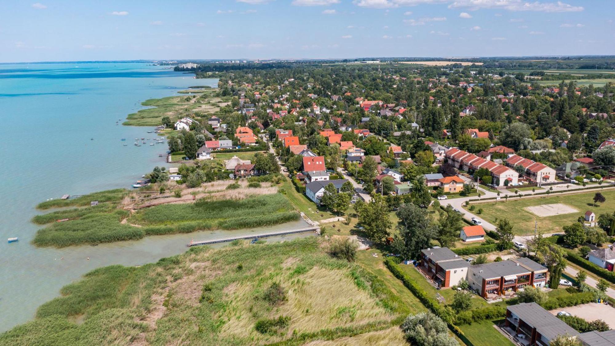 Balatonic Apartman Zamárdi Εξωτερικό φωτογραφία